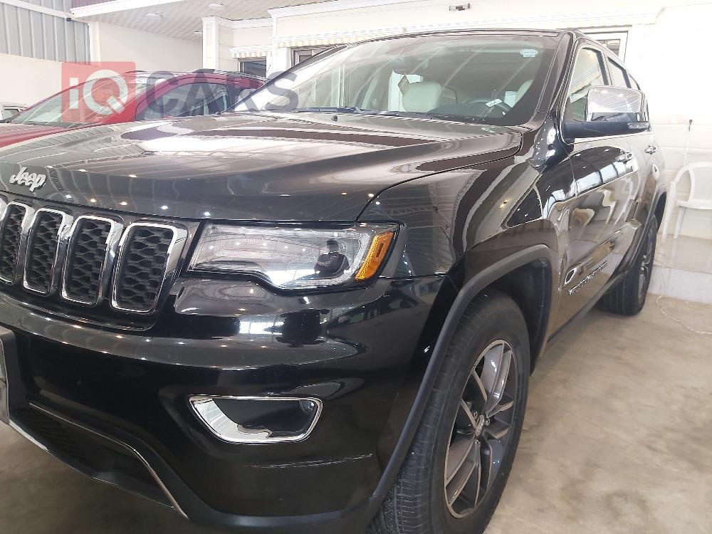 جیپ گراند شیرۆکی